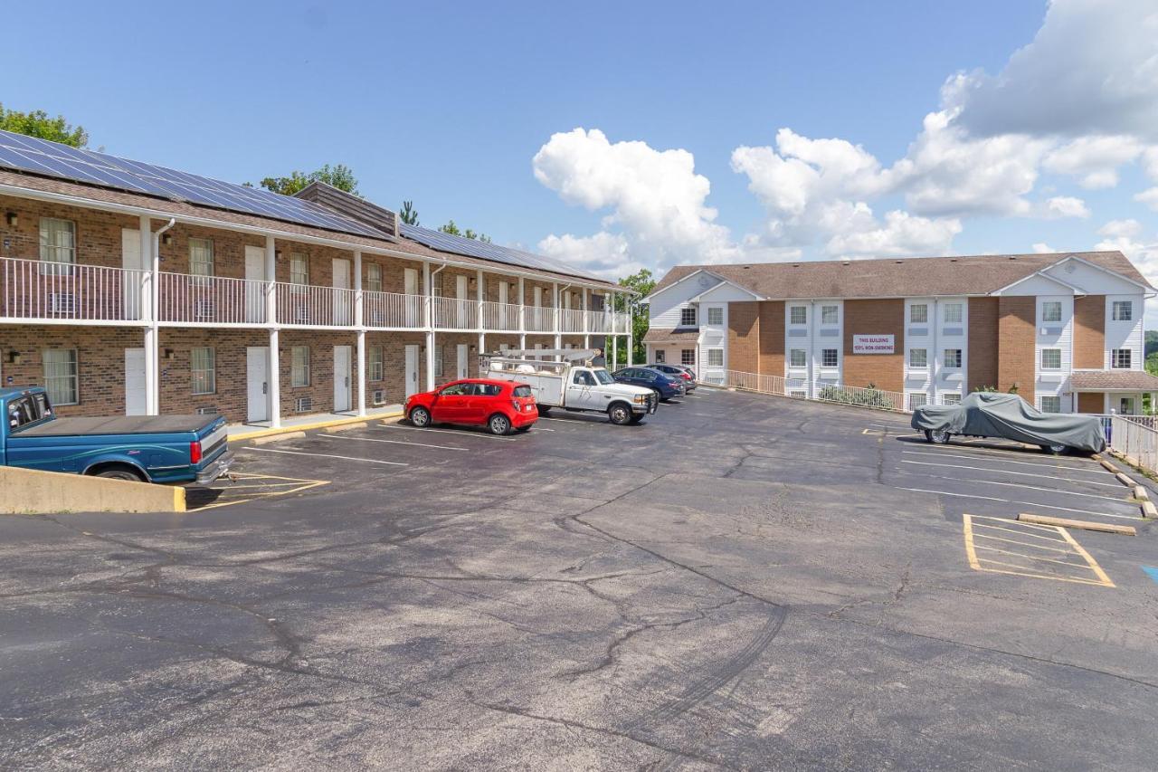 Hotel Oyo Osage By Of The Ozarks